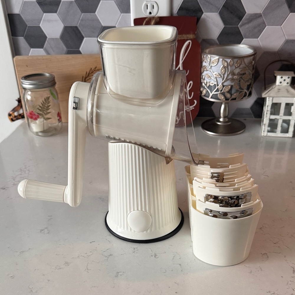 Manual White Kitchen Grinder
